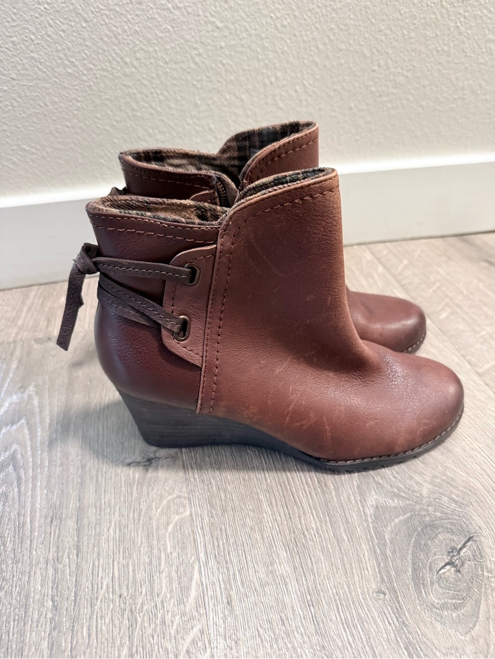 Rockport leather wedge ankle booties